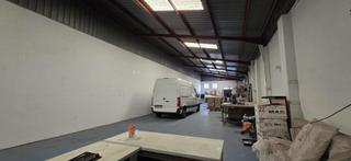 Bâtiment à usage industriel à Parque de la Bombilla. Nave en venta en lliria