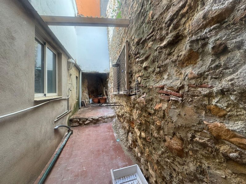 Foto d555240c-bffc-46d9-a0b9-fab3d5b5ec96. Casa a Casco Antiguo Llíria