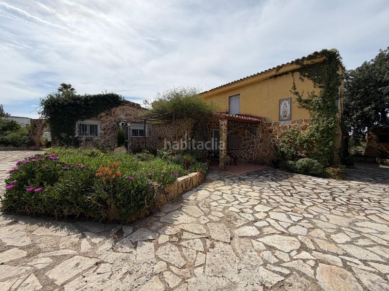 Foto ec051ce8-3383-4dee-b1a6-2c7f664f885c. Xalet amb aparcament piscina a Olocau