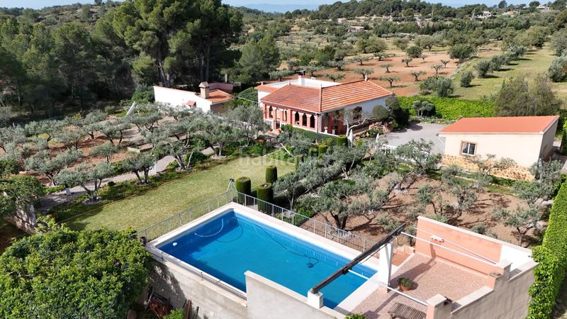 Foto 4311e059-1ded-4461-afad-88cb32399f87. Xalet amb aparcament piscina a Olocau