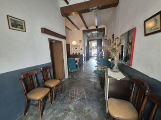 Haus in Pedralba. Casa de pueblo con gran patio a dos calles