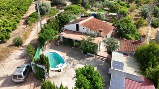 Xalet a Vilamarxant. Interesante chalet en villamarchante
