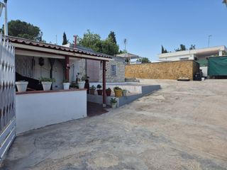 Chalet in Urbanizaciones