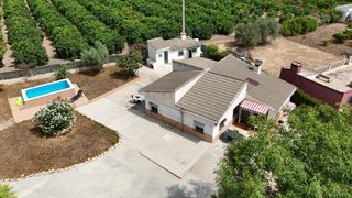 Chalet in Pedralba. Chalet a la venta en pedralba