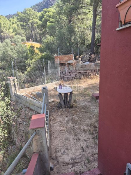Foto b2aca313-89fb-41ca-a034-ba5c4dccc4c6. Casa a Olocau