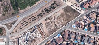 Terreno residenziale in El Esparragal. Parcela comercial y deportivo