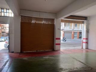 Local commercial  Calle cronista viravens. Estupendo local de 367 m2  en zona carolinas de alicante