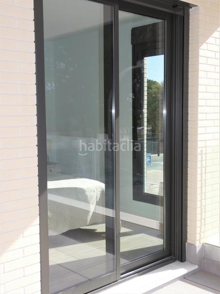 Foto c3eee351-df48-4b95-a4cb-c45e16e4d7f0. Alquiler piso vivienda en segunda línea de mar en Campello (el)