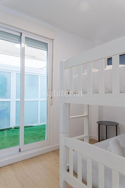 Foto d527181e-bdcc-4ebb-8573-d1cd0e8dbf07. Pis amb aparcament a Campello Playa Campello (el)