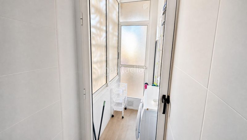 Foto ed41e356-fa75-439a-bbfb-dd1a9a9195ed. Apartament amb calefacció a Campello Pueblo Campello (el)
