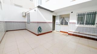 Pis  Calle cristobal sanz. Junto corazón de jesus, 125 m2, patio de 20 m2, con ascensor!