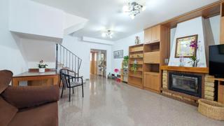 Pis a Las Fuentes-Los Cipreses. Descubre este espectacular dúplex con chimenea y terraza, no dej