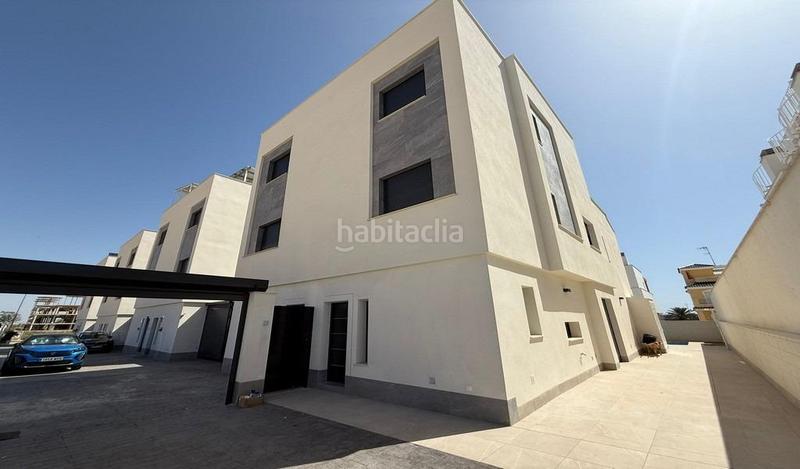 Foto 01847277-09e7-44d6-9ea1-6b49dab691f2. Towny house with parking in Los Secanos Guardamar del Segura