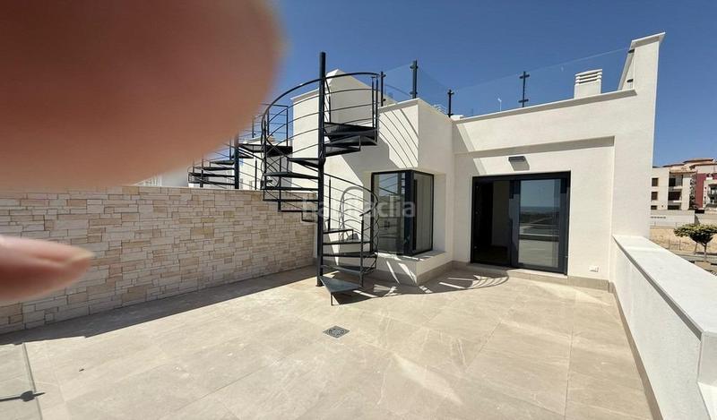 Foto 0e284016-36dc-495b-b649-3e8a96551d73. Towny house with parking in Los Secanos Guardamar del Segura