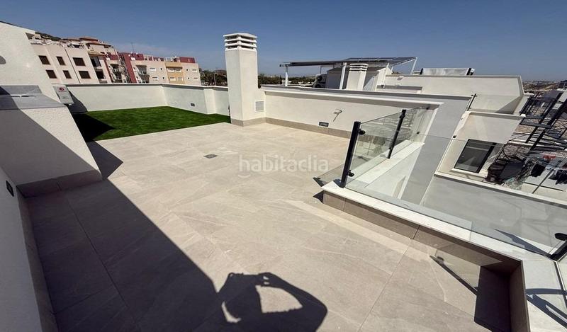 Foto 2c10b078-cc81-4b37-a7ee-a1b6721c24c8. Towny house with parking in Los Secanos Guardamar del Segura