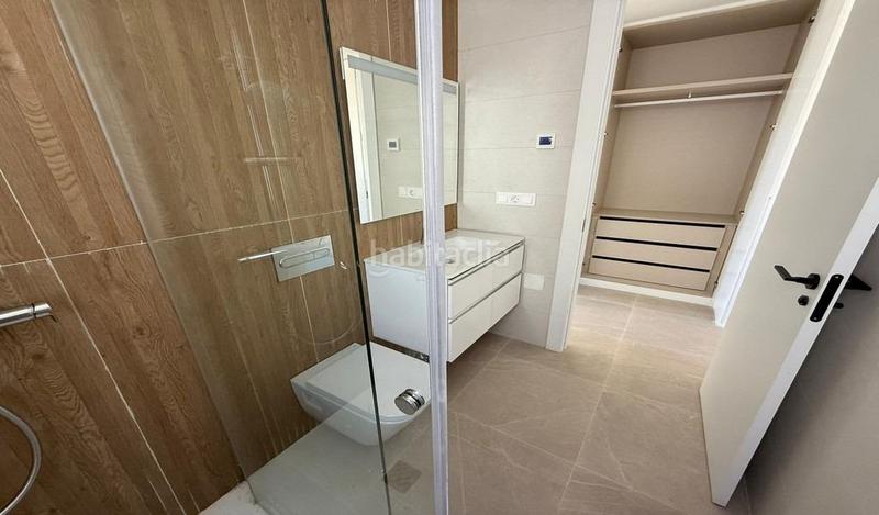 Foto 32d8e6bd-414c-4d36-ba96-7e5783709b74. Towny house with parking in Los Secanos Guardamar del Segura