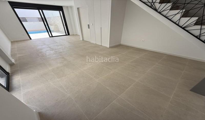 Foto 4822869a-6ad7-4ee3-80a0-b5a4ba845d46. Towny house with parking in Los Secanos Guardamar del Segura