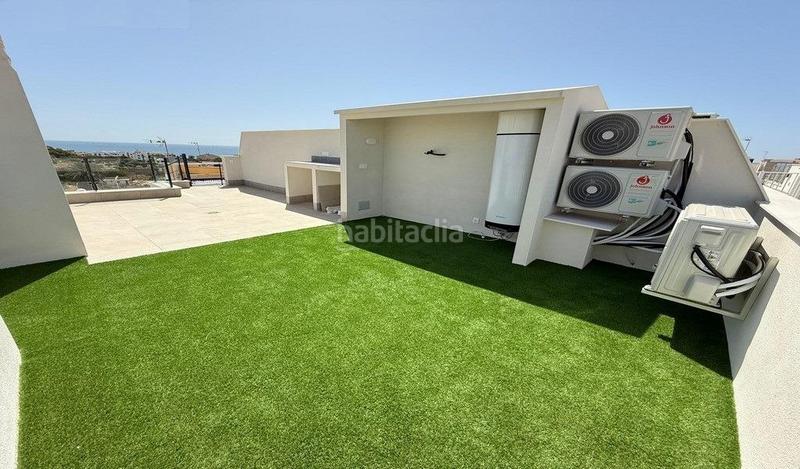 Foto 84582f0e-b35b-4ab1-804f-6e50ed4741cc. Towny house with parking in Los Secanos Guardamar del Segura