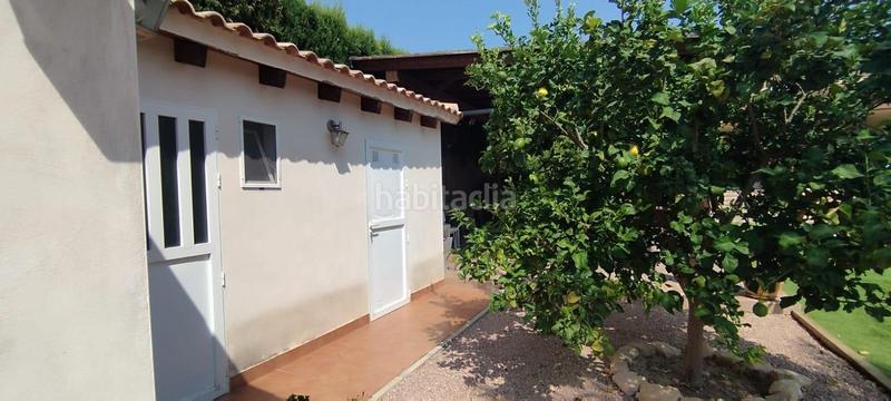 Foto 7dd27bd9-fc5c-44e8-90ef-e4cfc62c93b2. Chalet  independiente en Valverde con piscina en Elche / Elx