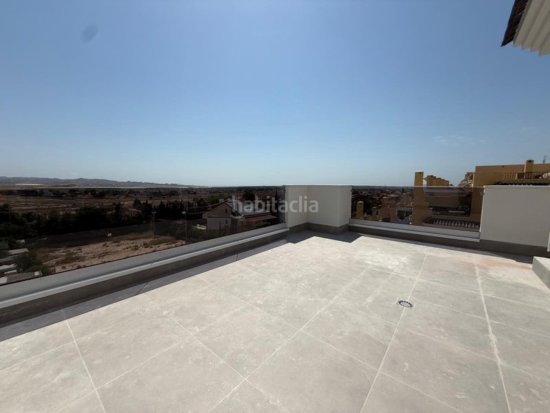 Foto f7c9e44c-8f3c-4df4-93a7-ce3a06397e6a. Apartament a calle de la nit 4 a Bonalba-Cotoveta Mutxamel