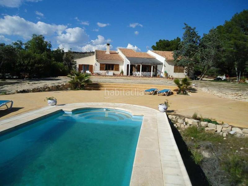 Foto 9197bdf1-9455-497c-b377-e5414c647901. Chalet avec parking piscine dans Poble Nou-Montiboli Vila Joiosa (la)