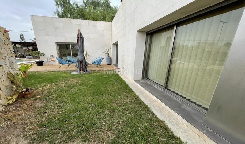 Foto 33671073-2423-41ec-8058-196147fe060a. Chalet mit parking pool in Cabo de las Huertas Alicante