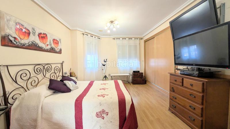 Foto acf5acff-0af8-499f-8161-f23f4e0860e5. Pis a Plaza Crevillente - Antiguos Juzgados - El Asilo Elche / Elx