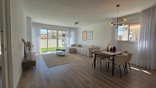 Flat in Cañada del Fenollar. Vivienda con   piscina, 96 m2 de terraza