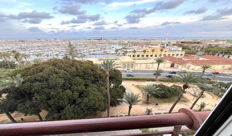 Foto a2de52cd-15cb-4613-94fd-7dfc0efc1735. Appartement avec parking dans Ensanche-Diputación Alicante