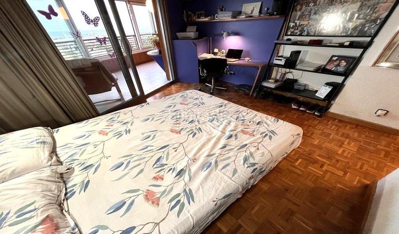 Foto cf702d9e-47b9-46de-8fd0-6baddd4d86cd. Appartement avec parking dans Ensanche-Diputación Alicante