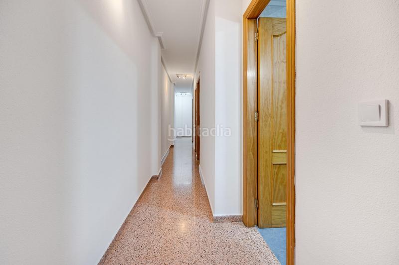 Foto 18392501-aa24-4895-8382-57ffca11b0d7. Pis amb aparcament a Antonio Machado Torrevieja