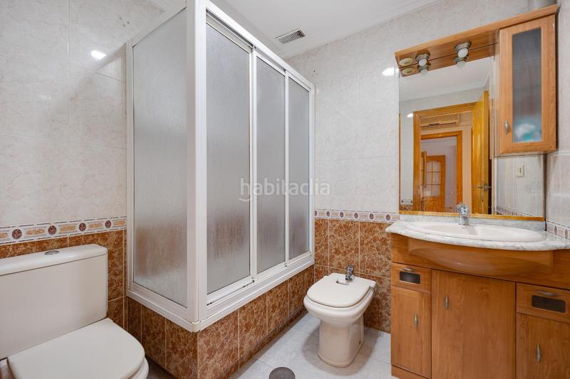 Foto d409e2f0-a210-43a4-9d46-dd94559262b8. Pis amb aparcament a Antonio Machado Torrevieja