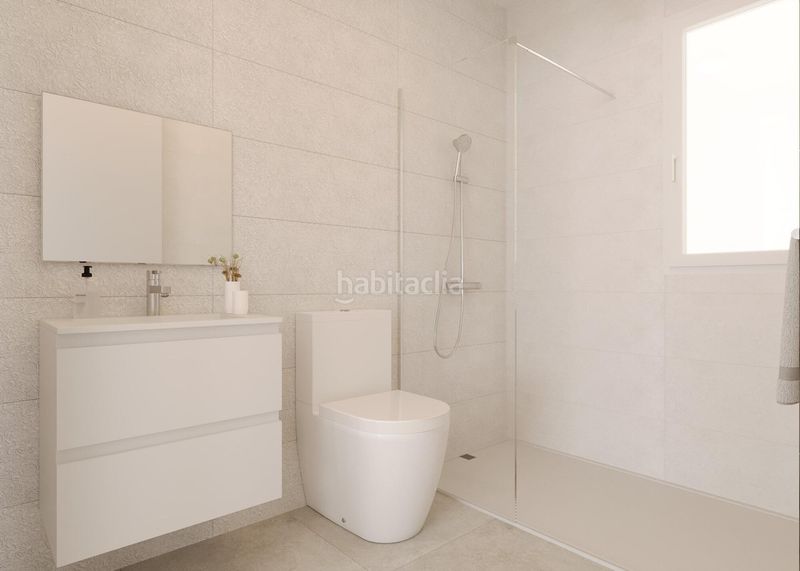 Foto 808584e8-4880-4247-b0a6-2605f8a98415. Casa amb calefacció aparcament piscina a balcón de Finestrat-terra marina Finestrat
