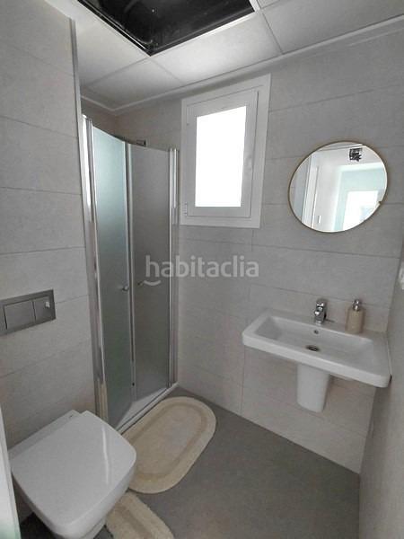 Foto 734f9a0a-03b9-4925-99d6-b79b9de46afc. Chalet with heating parking pool in Monte y Mar Santa Pola