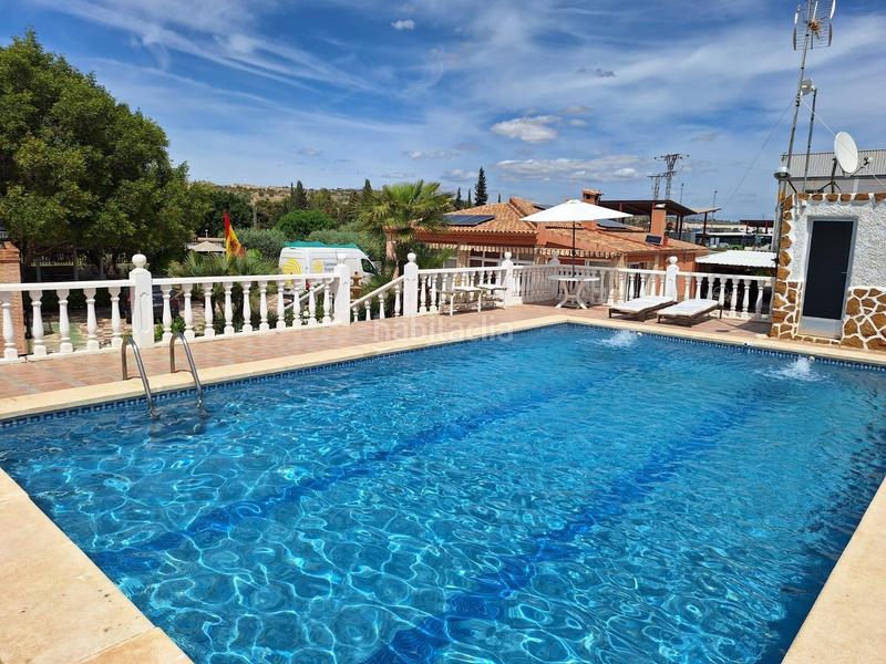 Foto ebbf3230-7cbe-47c9-be0f-0b9040fe363c. Xalet amb calefacció aparcament piscina a Jubalcoi Elche / Elx