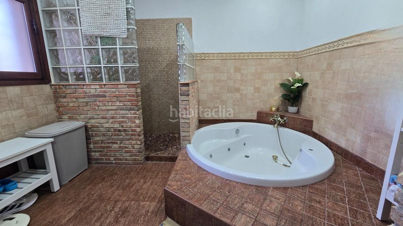 Foto 16ab7a40-3e07-4682-9b7c-fe249db4489d. Xalet amb aparcament piscina a Algorós - El Derramador Elche / Elx