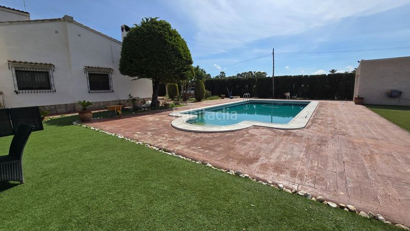 Foto ebc1e325-24b2-4a32-a432-4ecb30b6b0db. Xalet amb aparcament piscina a Algorós - El Derramador Elche / Elx