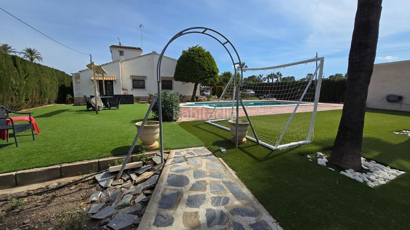 Foto ff4520ee-1ce9-47eb-be36-64a3ad0a89d5. Xalet amb aparcament piscina a Algorós - El Derramador Elche / Elx