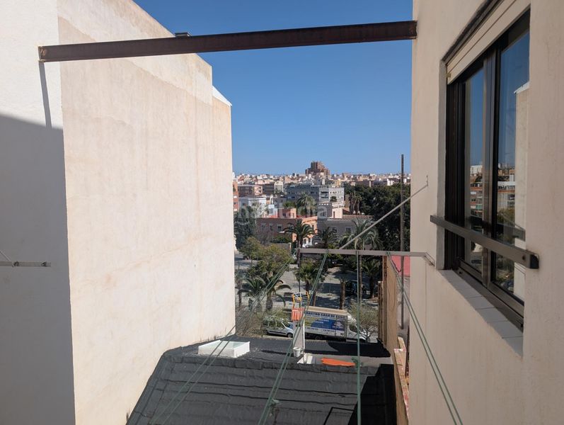 Foto f9fa0fff-0a84-4596-9fab-0762ffad695e. Pis a Campoamor Alicante