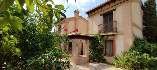 Xalet a Crevillente. Precioso chaletpalacete diseño arabe!!