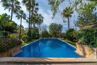 Xalet  Perleta. Villa mediterránea de lujo en elche una joya histórica entre nat