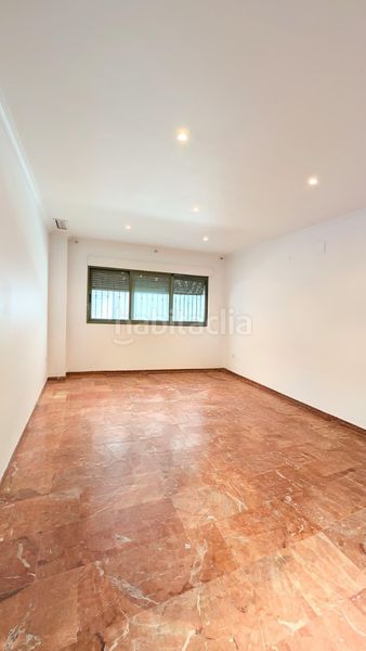 Foto cd72cfad-6f24-4764-aeca-d6e368bb7a9b. Planta baixa a Centro Elche / Elx
