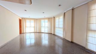 Bureau à Plaza Crevillente - Antiguos Juzgados - El Asilo. Amplia oficina en venta en  la demandada zona asilo junto al ceu