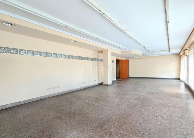Foto 7ac921bb-8ca8-4eca-a1e3-5706a5f67963. Office space in Plaza Crevillente - Antiguos Juzgados - El Asilo Elche / Elx
