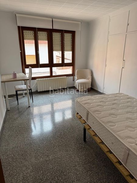 Foto d152af2f-5664-4525-b65b-b5399bcdc86e. Pis a Castalla