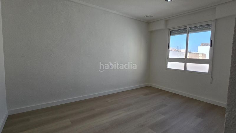 Foto 0758878e-f77f-4b60-98e8-aa147914ccf5. Piso tu hogar ideal en elche! luminoso y acogedor piso en toscar por solo 188,000 en Elche / Elx