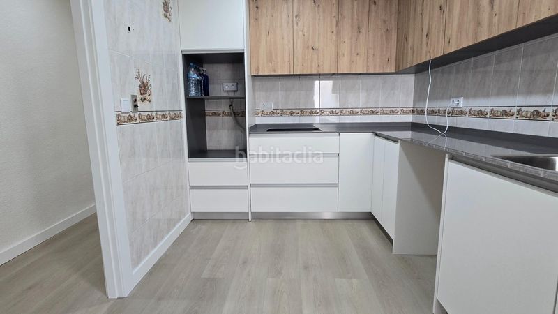 Foto 37b2d790-0aab-486f-941e-1acb4e31ca69. Piso tu hogar ideal en elche! luminoso y acogedor piso en toscar por solo 188,000 en Elche / Elx