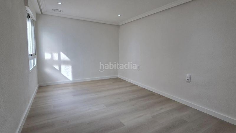 Foto 75aaf501-e42a-4c9f-b2ff-83f6572f80d0. Piso tu hogar ideal en elche! luminoso y acogedor piso en toscar por solo 188,000 en Elche / Elx