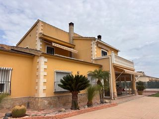 Xalet a La Foia - Daimés - Asprella. Bonito chalet para vivir