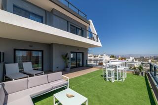 Apartment in Monte y Mar. Vistas al mar con grandes terrazas, garaje cubierto